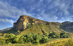 The iconic Brandwag Buttress of Golden Gate National Park.